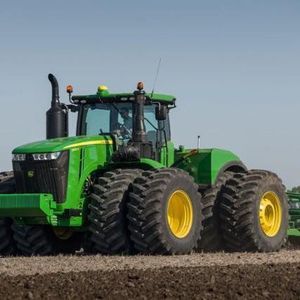 Meet your Posher, Luciano